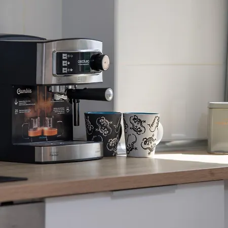 Location - Walk To The Beach, Shops & Dining * 플라야데라스아메리카스