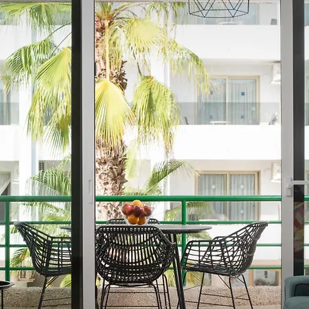 Location - Walk To The Beach, Shops & Dining Appartement *