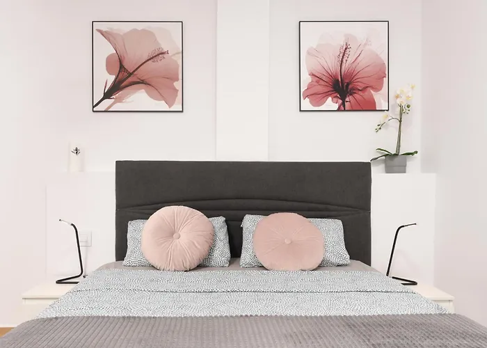 아파트 Location - Walk To The Beach, Shops & Dining