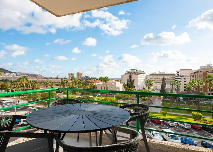 Daire Location - Walk To The Beach, Shops & Dining *